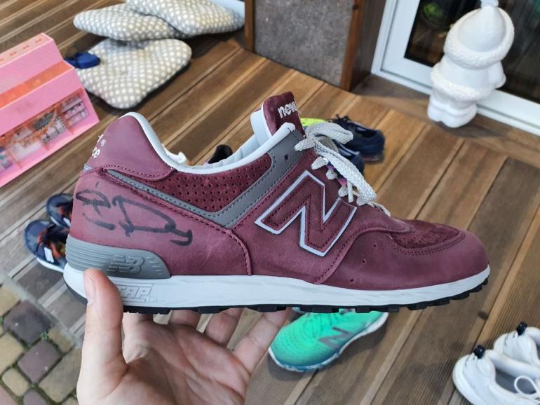 Кроссовки New Balance бордовые