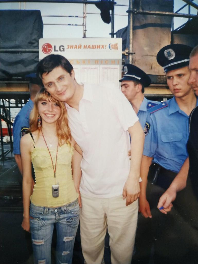 Надя и Игорь Кондратюк стоят
