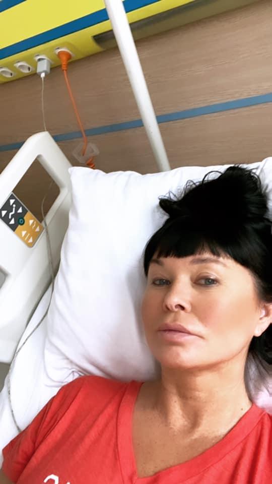 Ассия Ахат на кровати в больнице