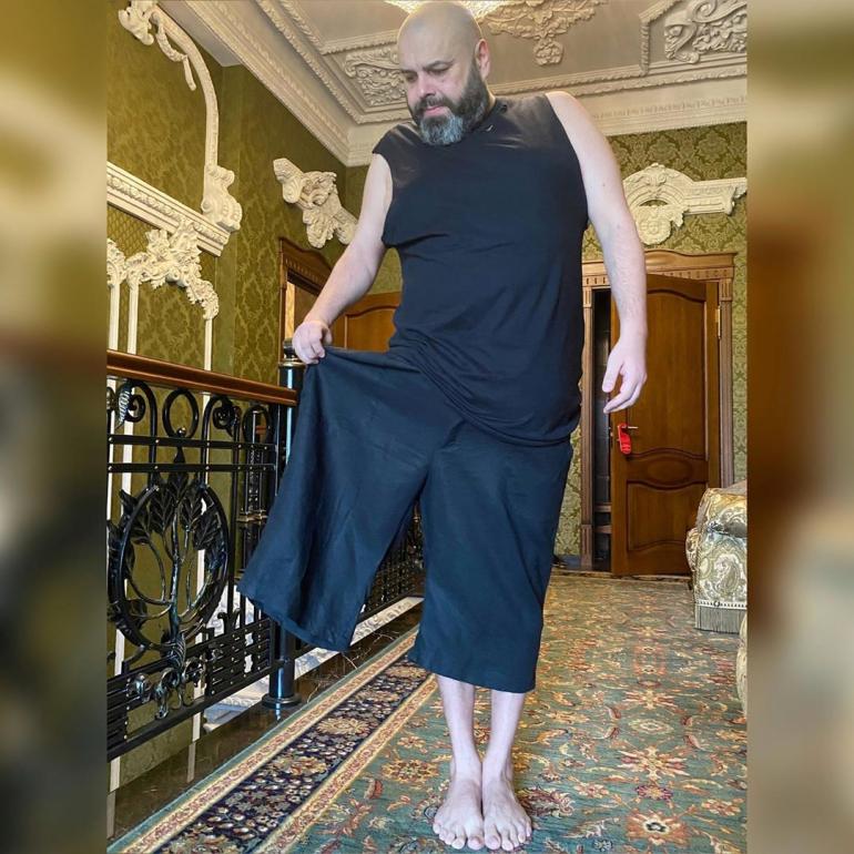 Максим Фадеев похудел в шортах
