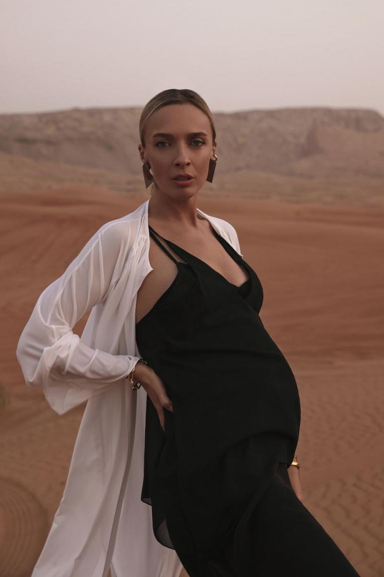 Беременная Василиса Фролова в Дубаи