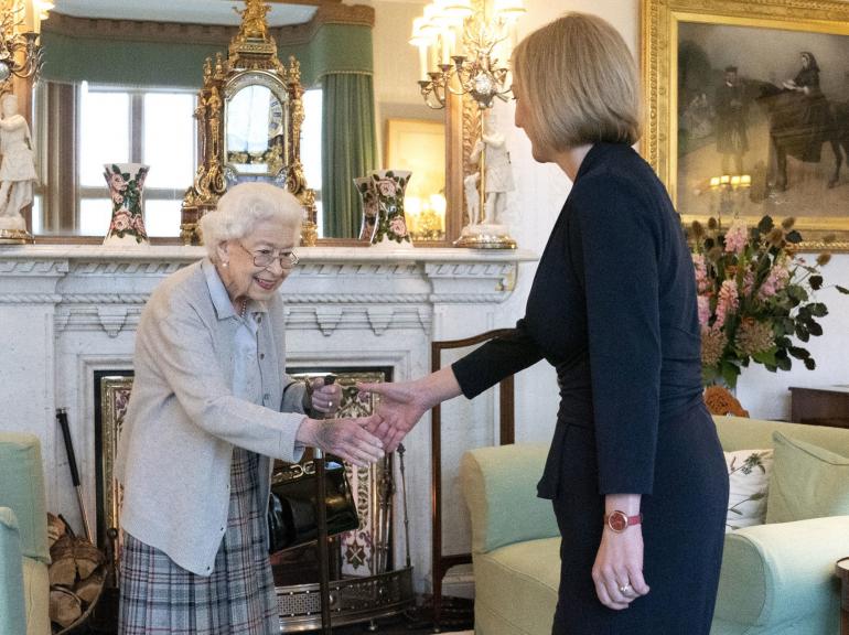 Королева Великої Британії Єлизавета II і нова прем'єрка Ліз Трасс