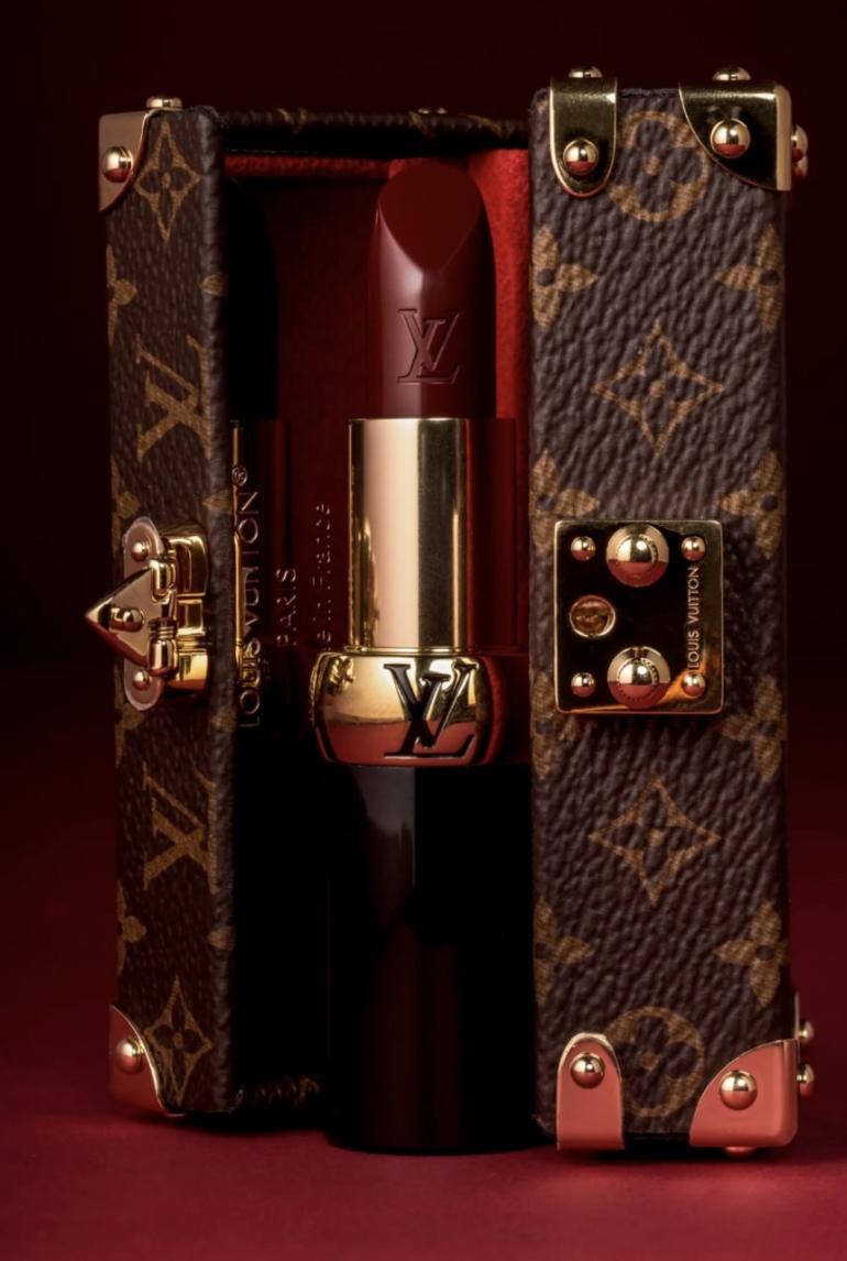 Louis Vuitton помада