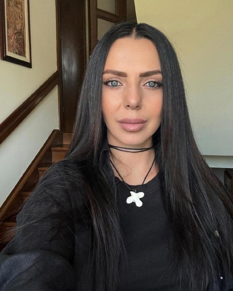 Співачка Sonya Kay 