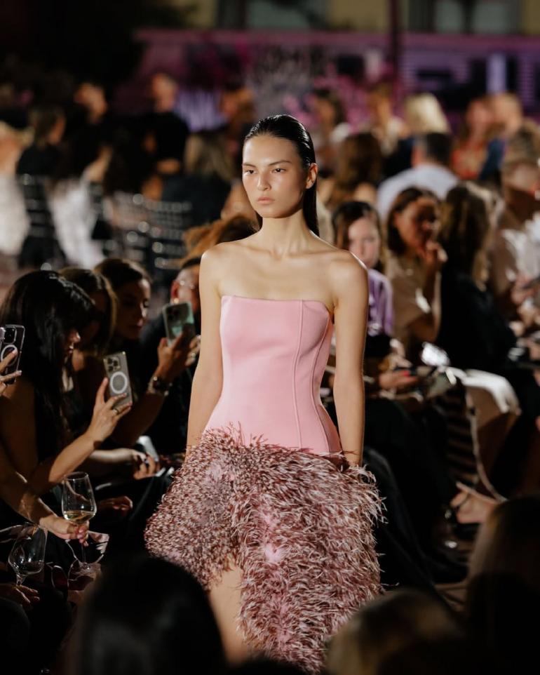 Модель the COAT by Katya Silchenko