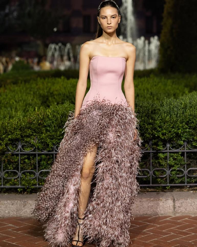 Модель з показу the COAT by Katya Silchenko