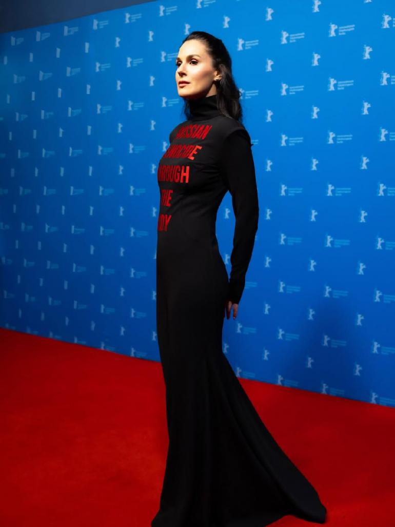 Маша Єфросиніна