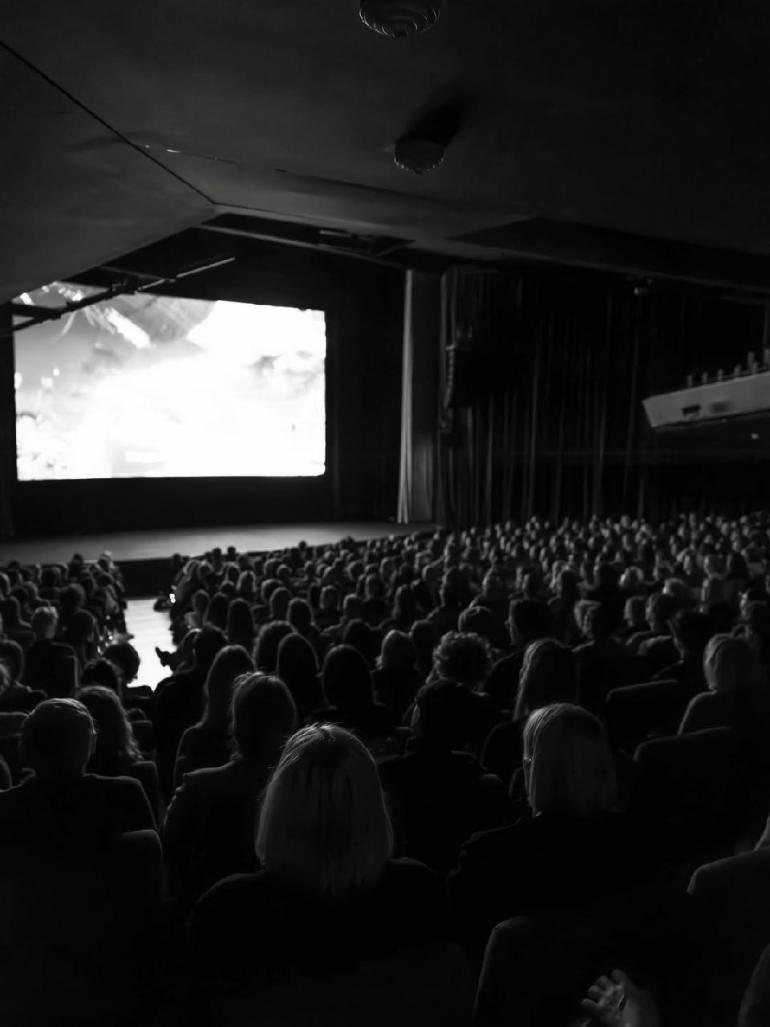 Маша Єфросиніна на прем'єрі фільму "Сліди"