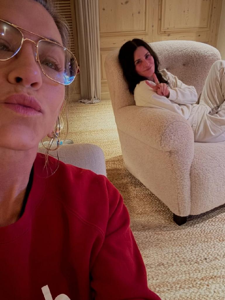 Дженніфер Еністон та Кортні Кокс