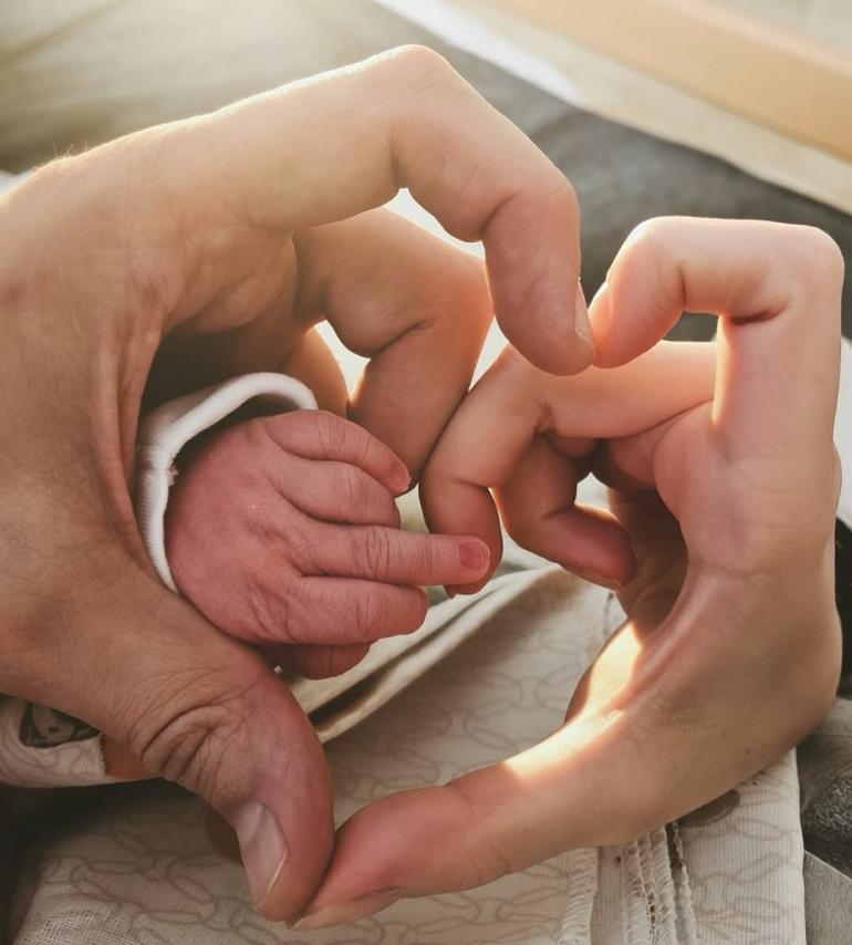 Аліна Гросу стала мамою вперше