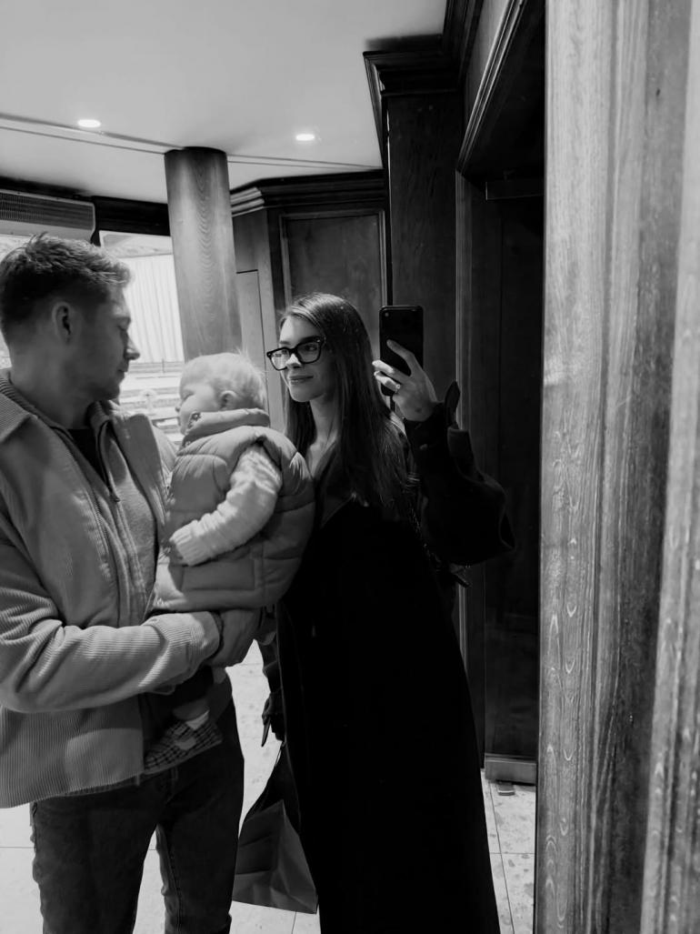 Володимир Остапчук з третьою дружиною і сином