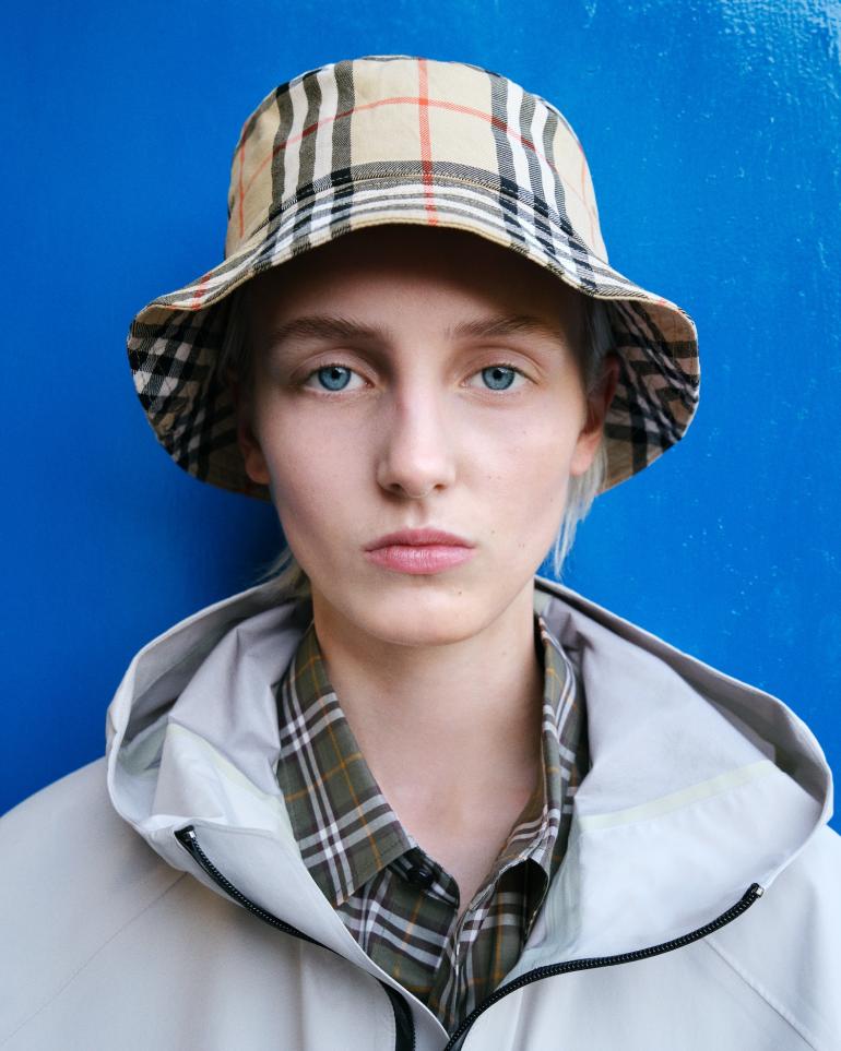 Burberry A Good Sport