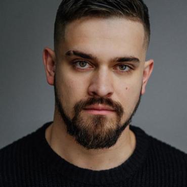 Максим Девізоров 