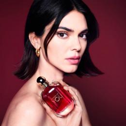 Кендал Дженнер з парфумами